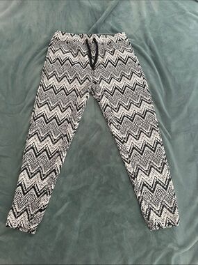 Zanerobe Black & White Zigzag Drawstring Sure Shot Joggers - New! Size 36